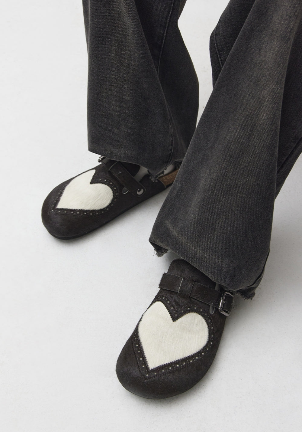 CONP丨Heart Slides - Fuzzy Embroidered Toe - PSYLOS 1, CONP丨Heart Slides - Fuzzy Embroidered Toe, Slippers, CONP, PSYLOS 1