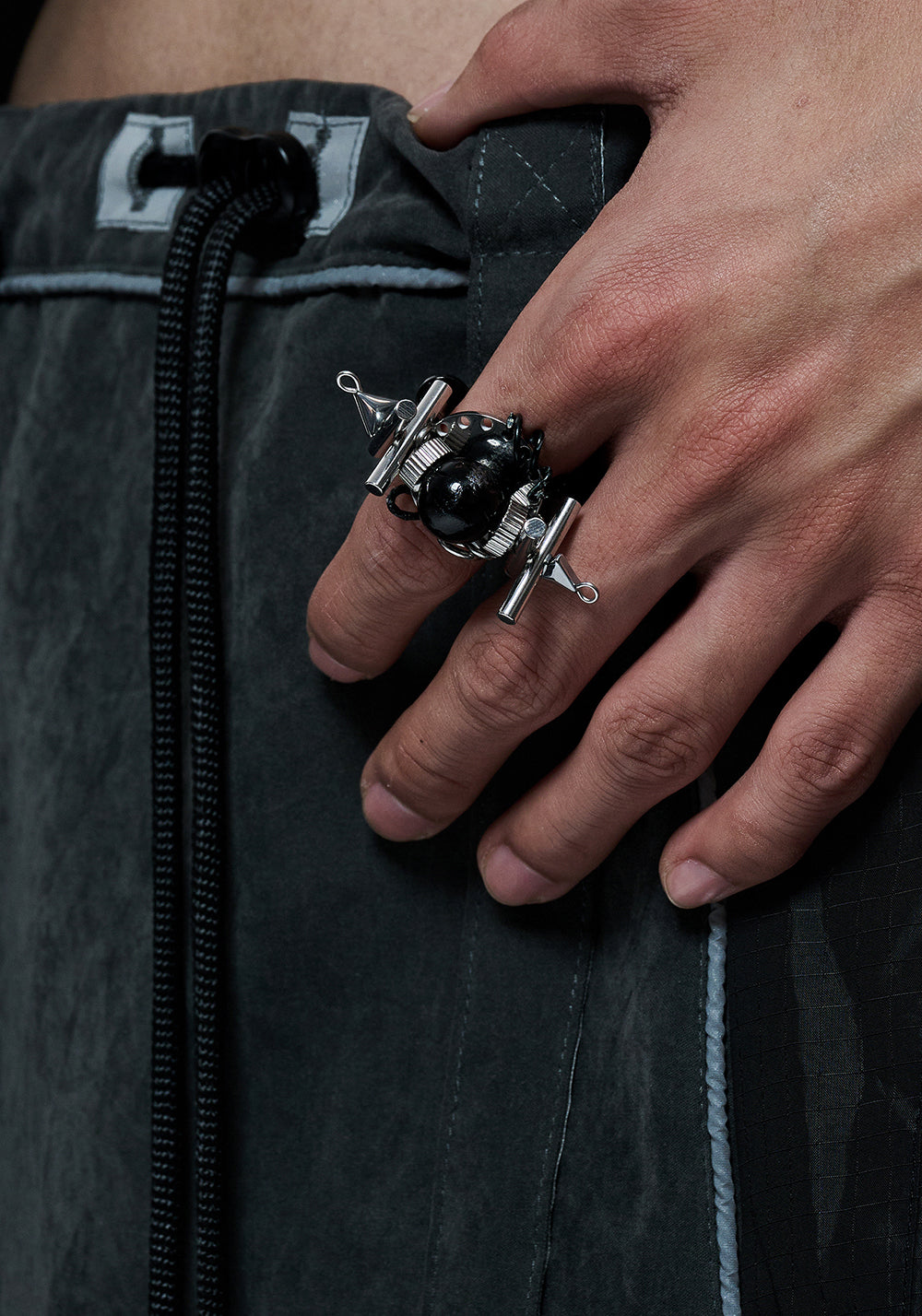 ILLuSoRy丨Armored Titanium Wrist Cuff - PSYLOS 1, ILLuSoRy丨Armored Titanium Wrist Cuff, Accessories, ILLuSoRy, PSYLOS 1