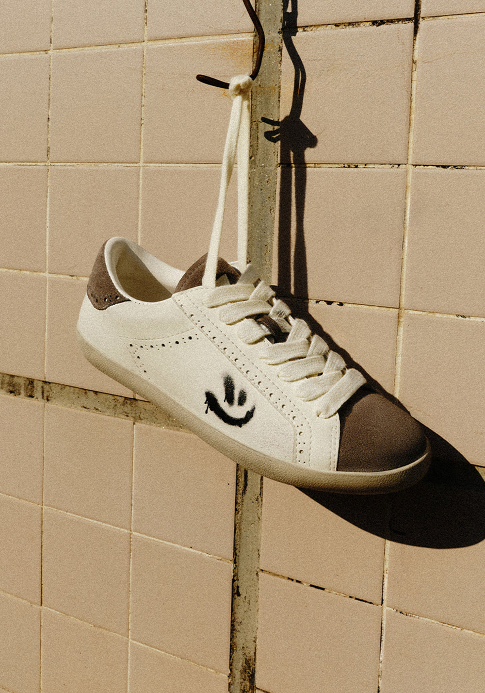 LeStream | Distressed Smile Casual Sneakers - PSYLOS 1, LeStream | Distressed Smile Casual Sneakers, Casual Sneakers, LeStream, PSYLOS 1