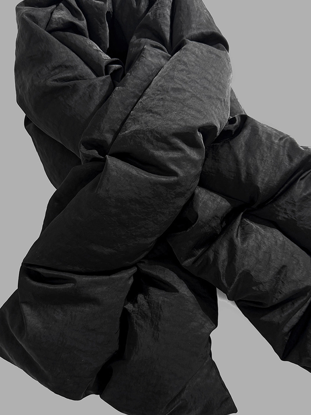 Vanguardia | Nova Knot Puffer Down Scarf - PSYLOS 1, Vanguardia | Nova Knot Puffer Down Scarf, Accessories, Vanguardia, PSYLOS 1