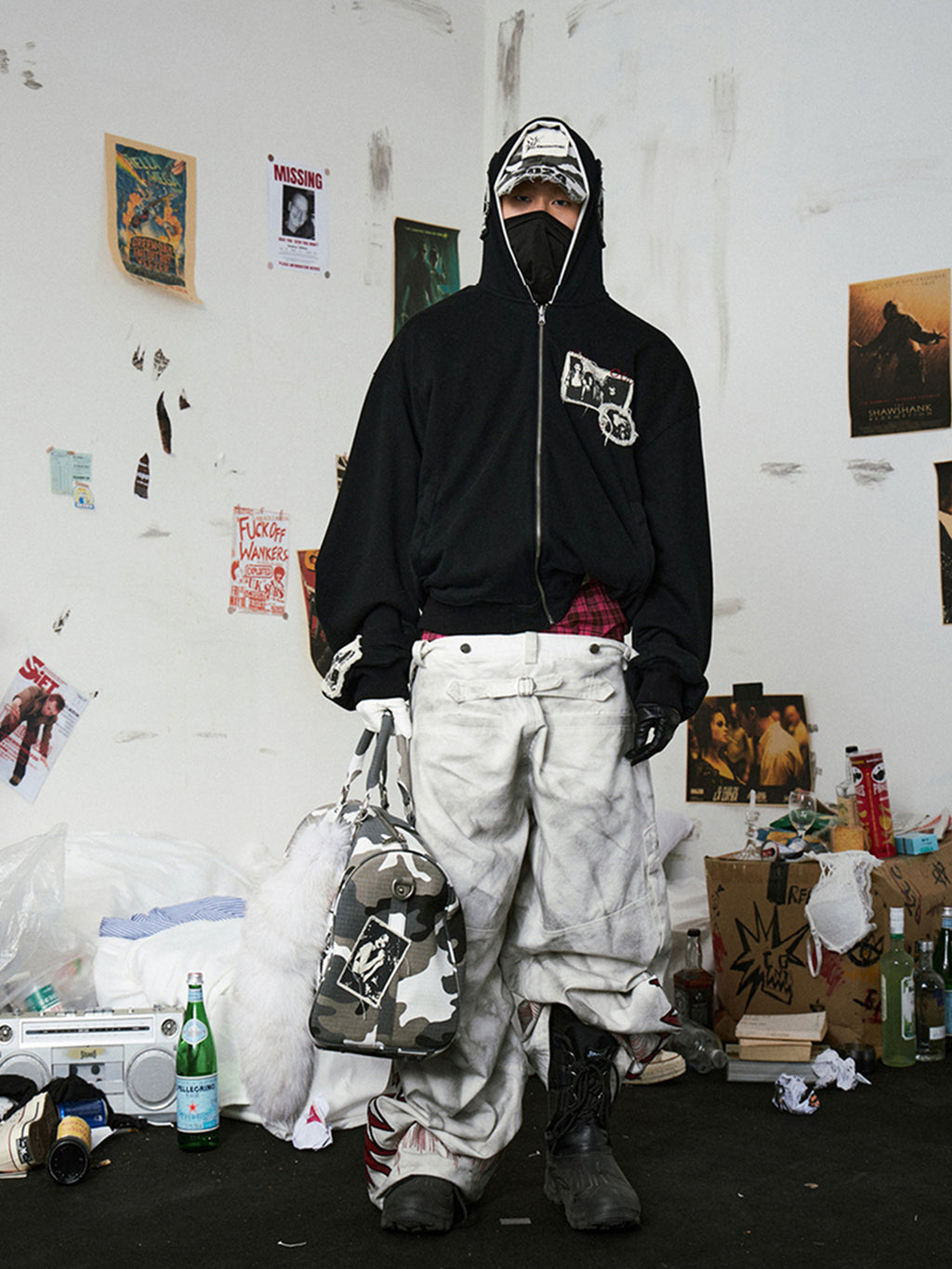 PSYLOS 1