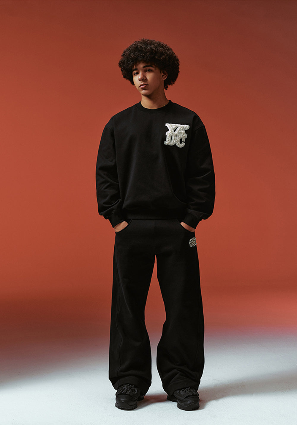 YADcrew丨Pearl Appliqué Basic Crew Neck Sweatshirt - PSYLOS 1, YADcrew丨Pearl Appliqué Basic Crew Neck Sweatshirt, Sweatshirts, YADcrew•JAPAN, PSYLOS 1