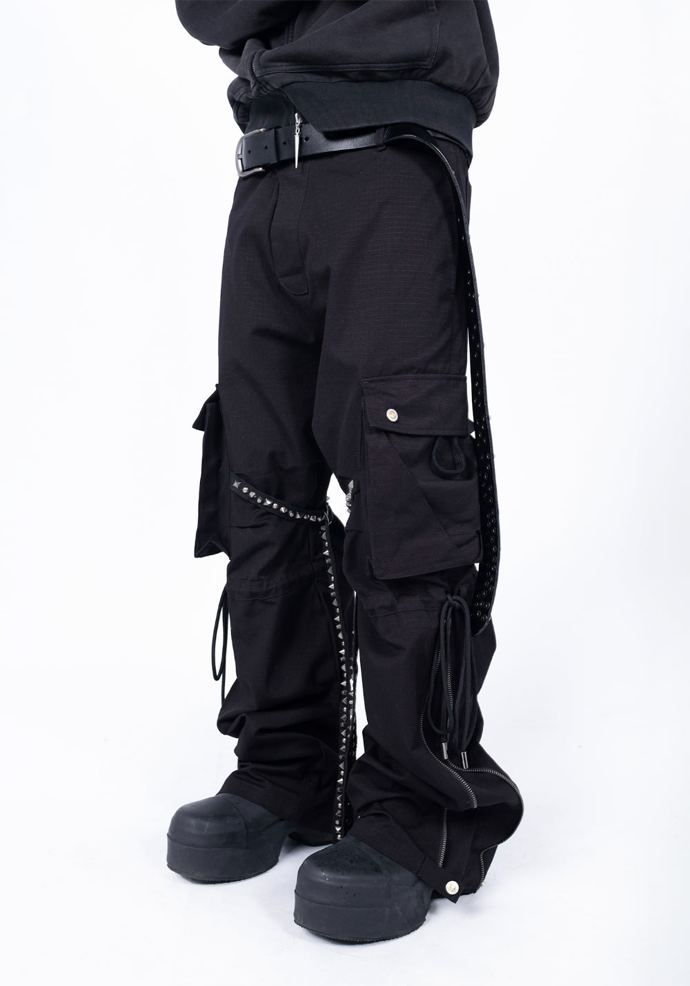 FVVO丨RIVET CARGO PANTS-Black - PSYLOS 1, FVVO丨RIVET CARGO PANTS-Black, Pants, FREE WORLD ORDER, PSYLOS 1