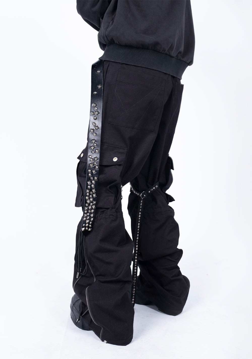 FVVO丨RIVET CARGO PANTS-Black - PSYLOS 1, FVVO丨RIVET CARGO PANTS-Black, Pants, FREE WORLD ORDER, PSYLOS 1
