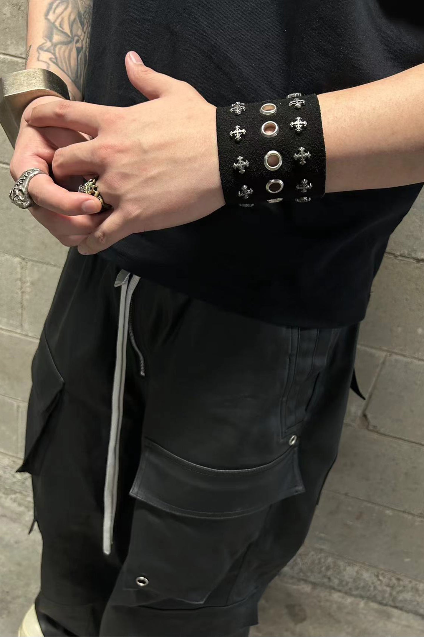 Disark│Dark Cross Rivet Leather Bracelet - PSYLOS 1, Disark│Dark Cross Rivet Leather Bracelet, Bracelet, Disark, PSYLOS 1