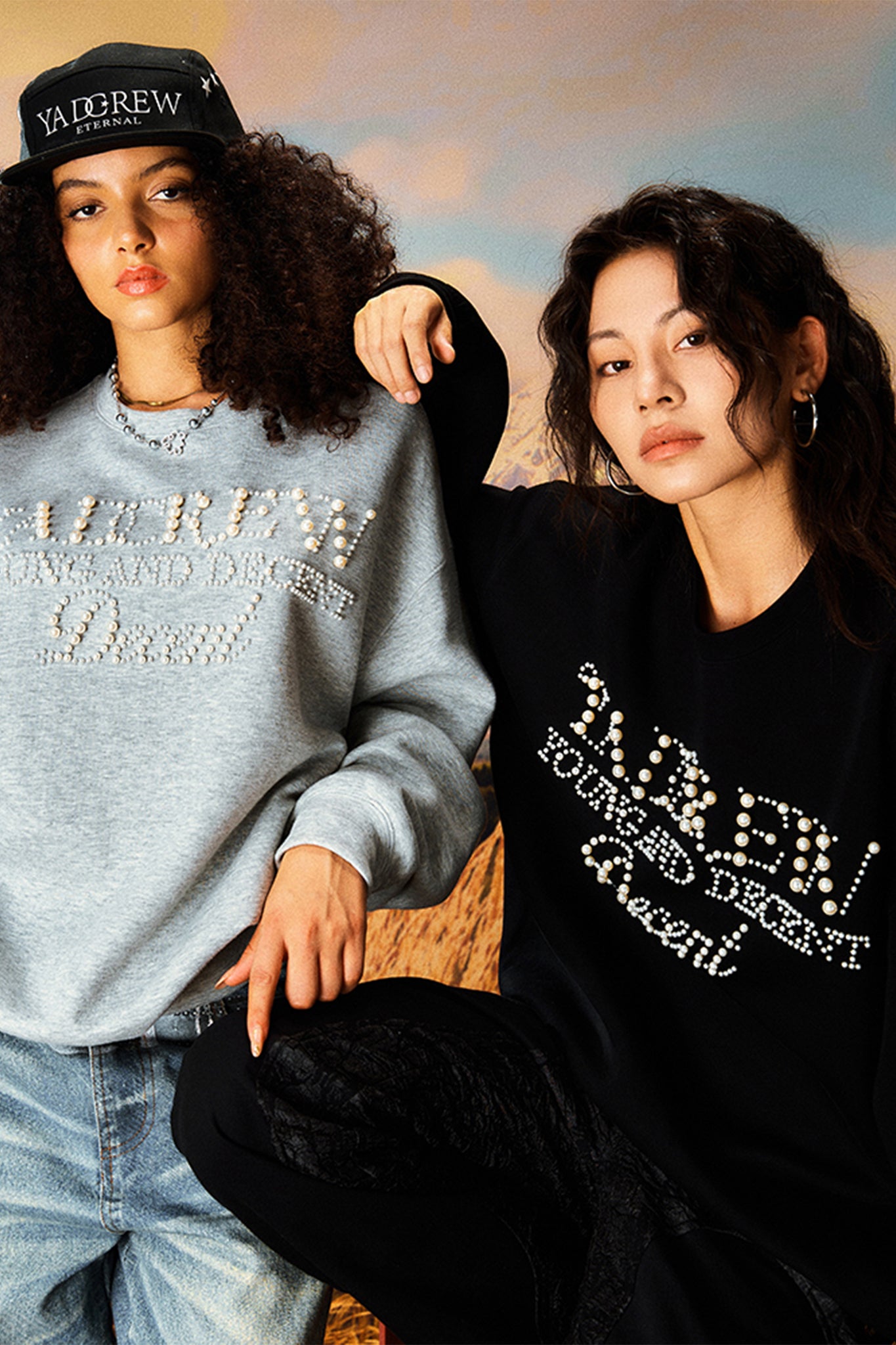 Pearl Text Print Crewneck Sweatshirt