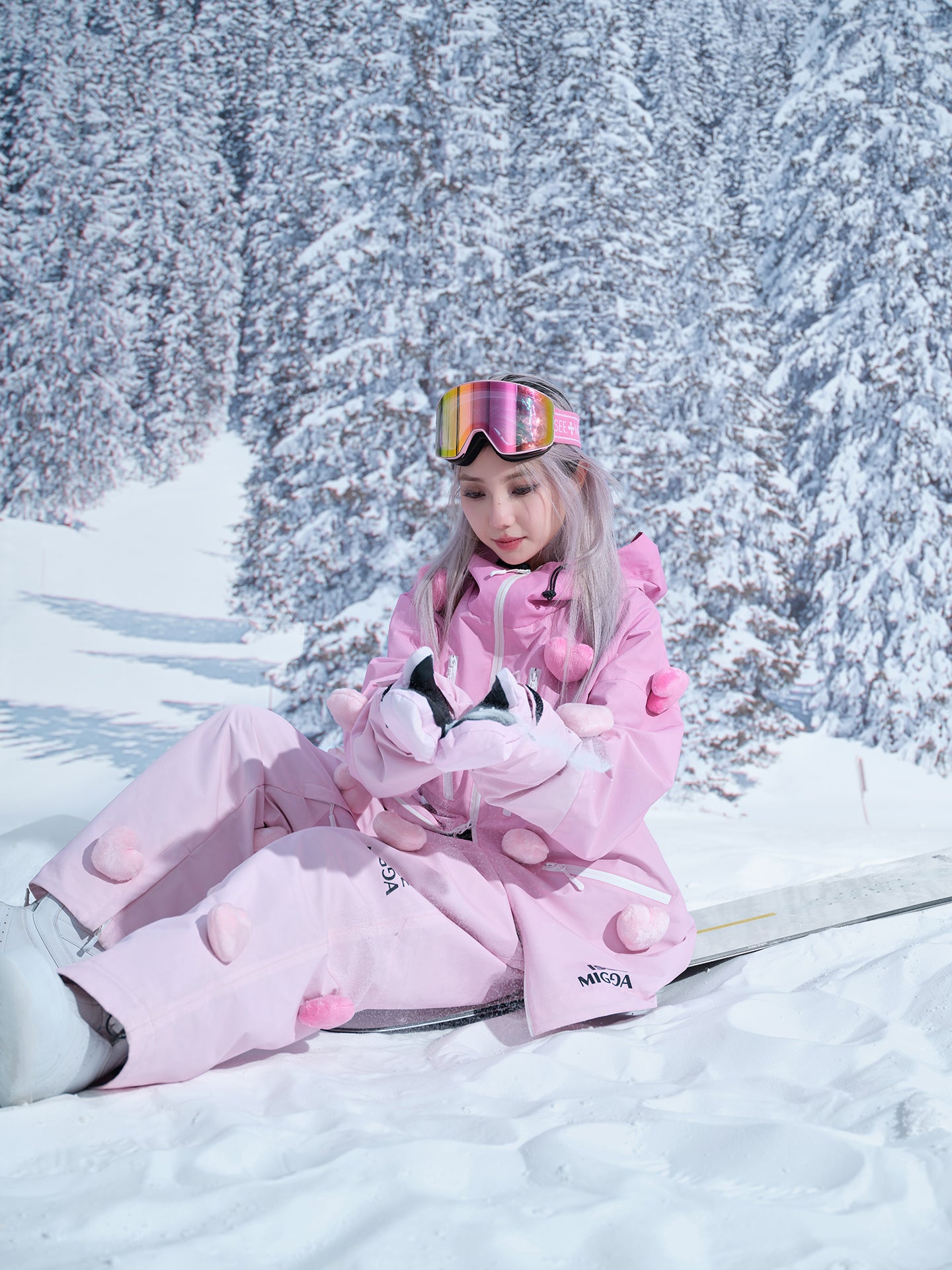 Pink Gradient Luminous Heart Ski Suit