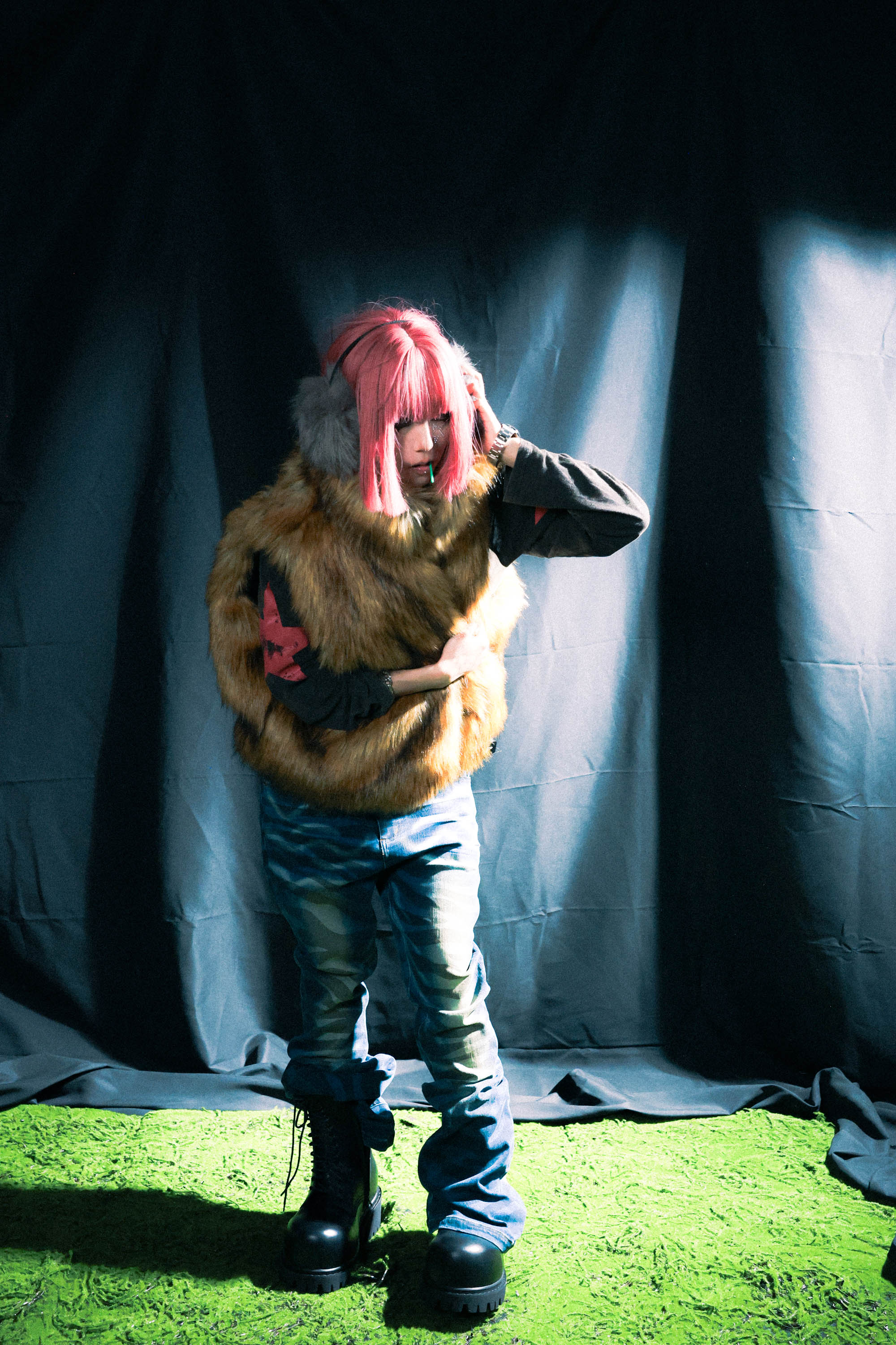 SANSLAWS丨Faux Fur Leather Appliqué Vest - PSYLOS 1, SANSLAWS丨Faux Fur Leather Appliqué Vest, Vest, SANSLAWS, PSYLOS 1