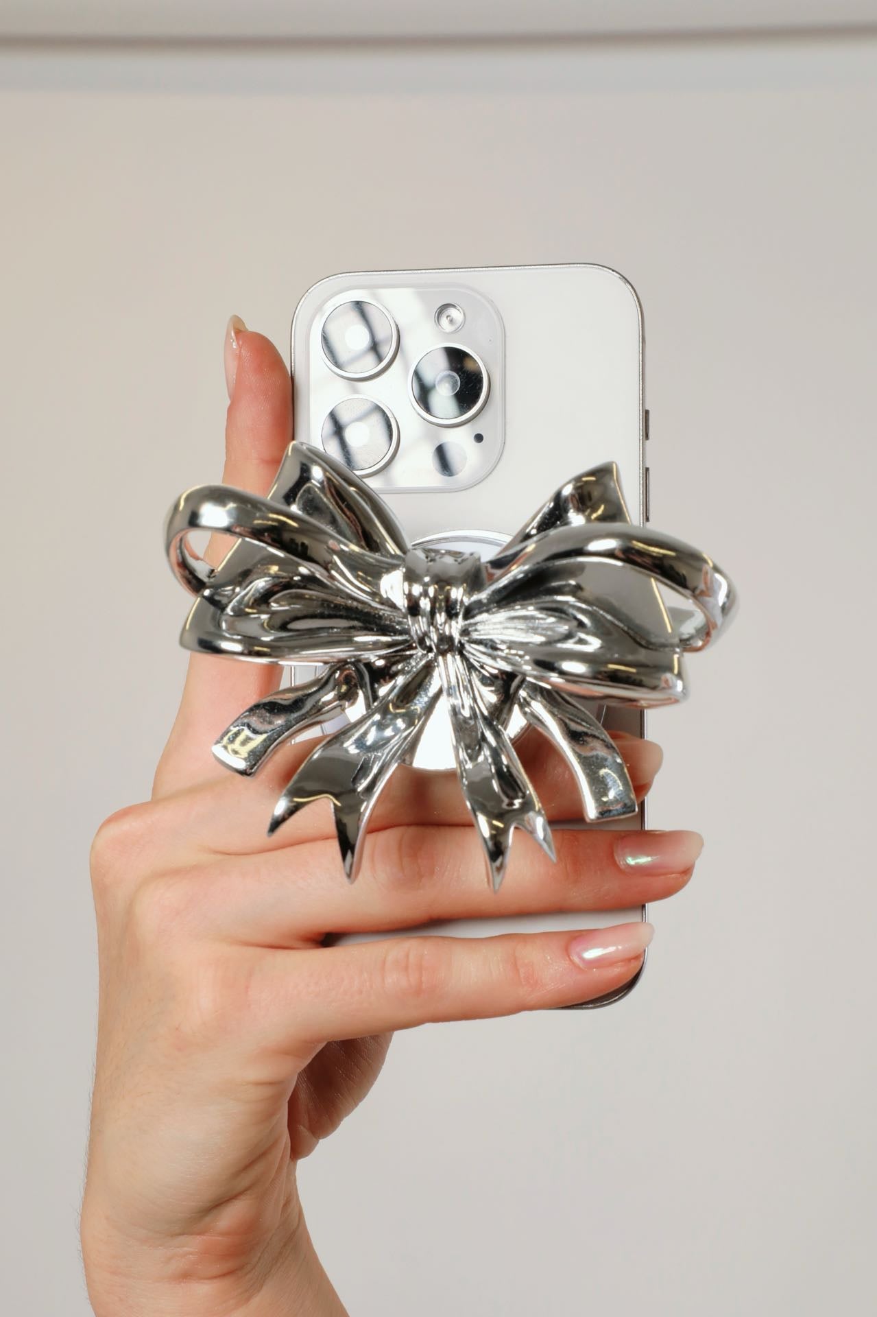 TORNADOSONG丨Magnetic Phone Holder – Bow - PSYLOS 1, TORNADOSONG丨Magnetic Phone Holder – Bow, Accessories, TORNADOSONG, PSYLOS 1