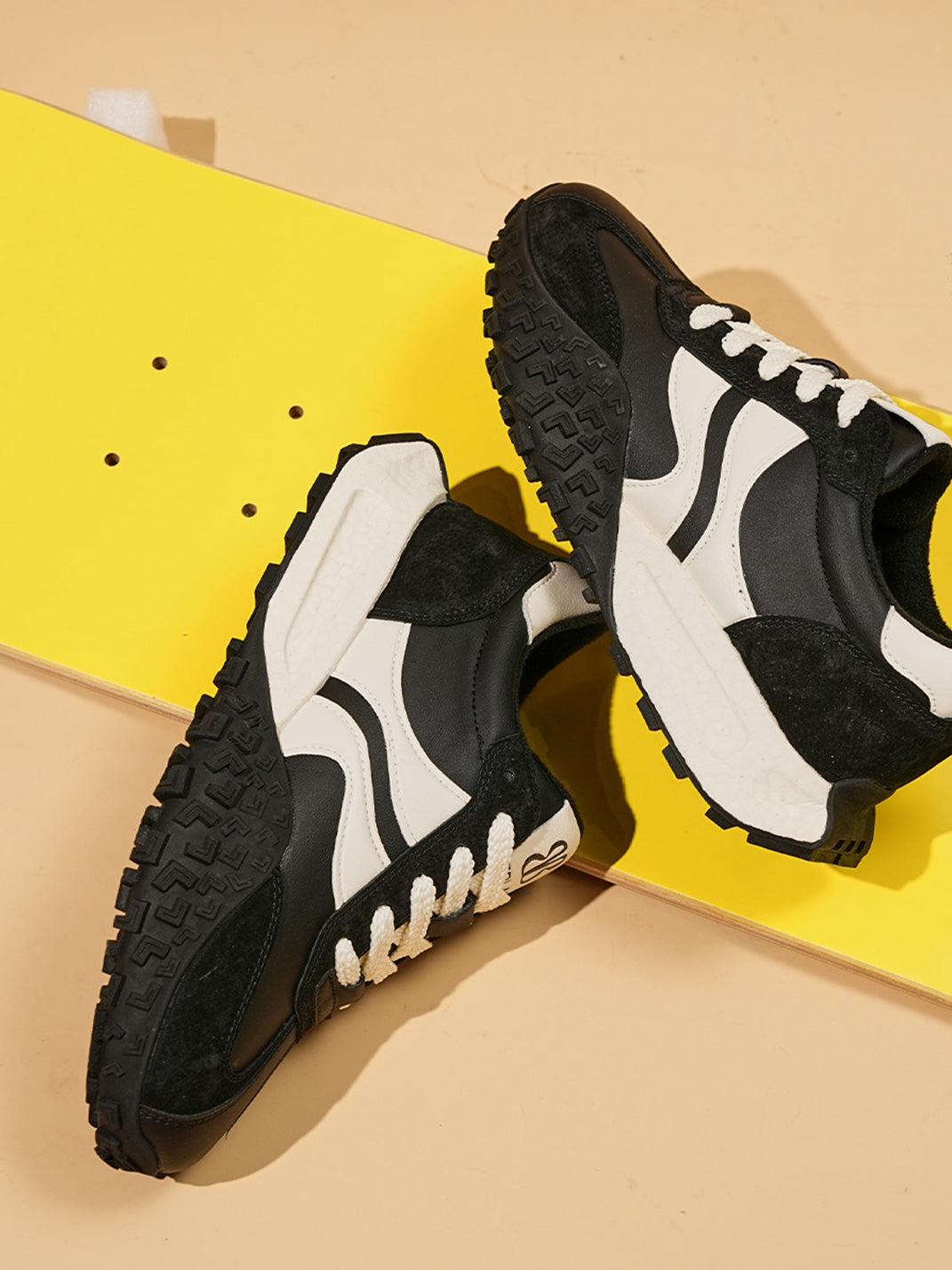 EBLAN | Stratus 1 Classic Running Sneaker - PSYLOS 1, EBLAN | Stratus 1 Classic Running Sneaker, Racing Trainers, EBLAN, PSYLOS 1