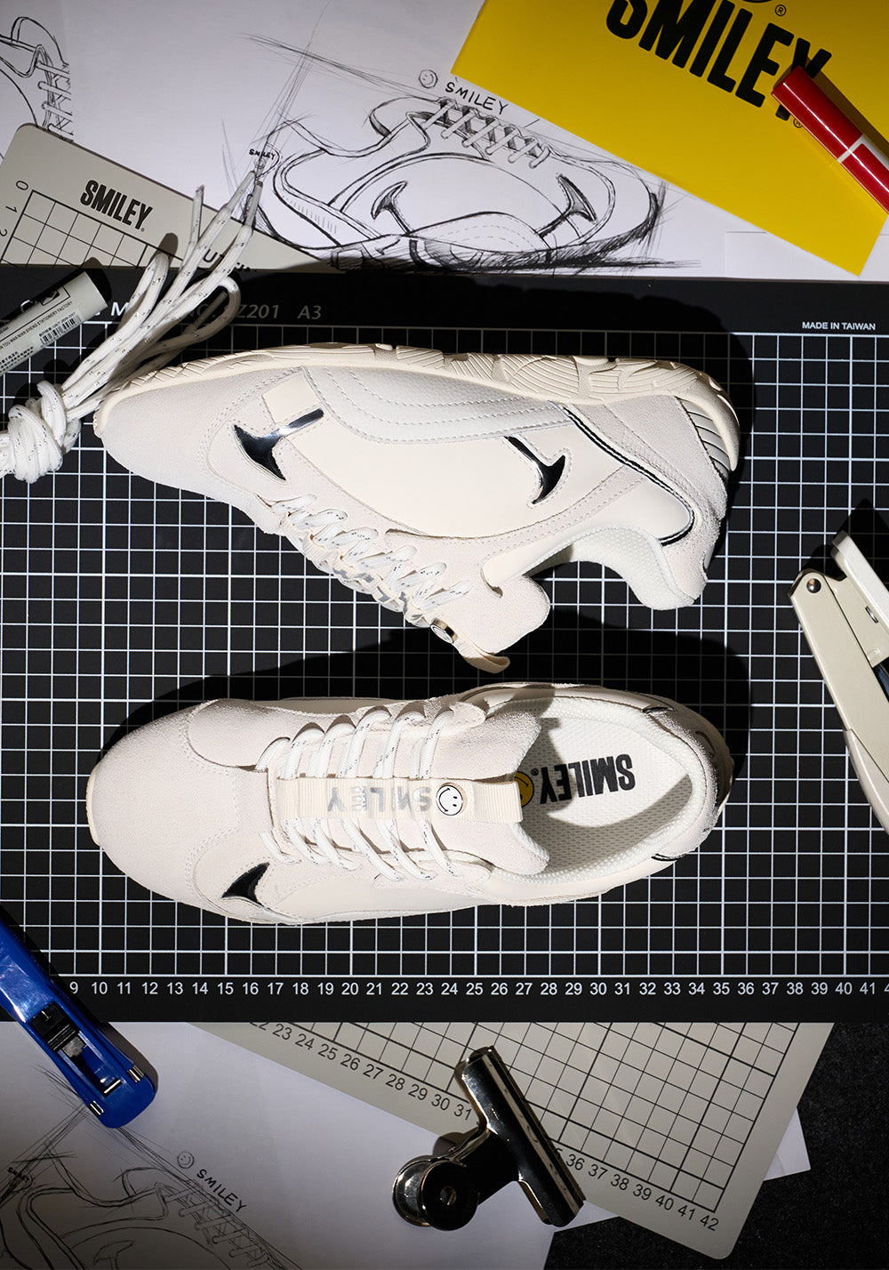 SMILEY丨 Vintage Racer Sneakers - PSYLOS 1, SMILEY丨 Vintage Racer Sneakers, Retro Trainers, SMILEY•JAPAN, PSYLOS 1