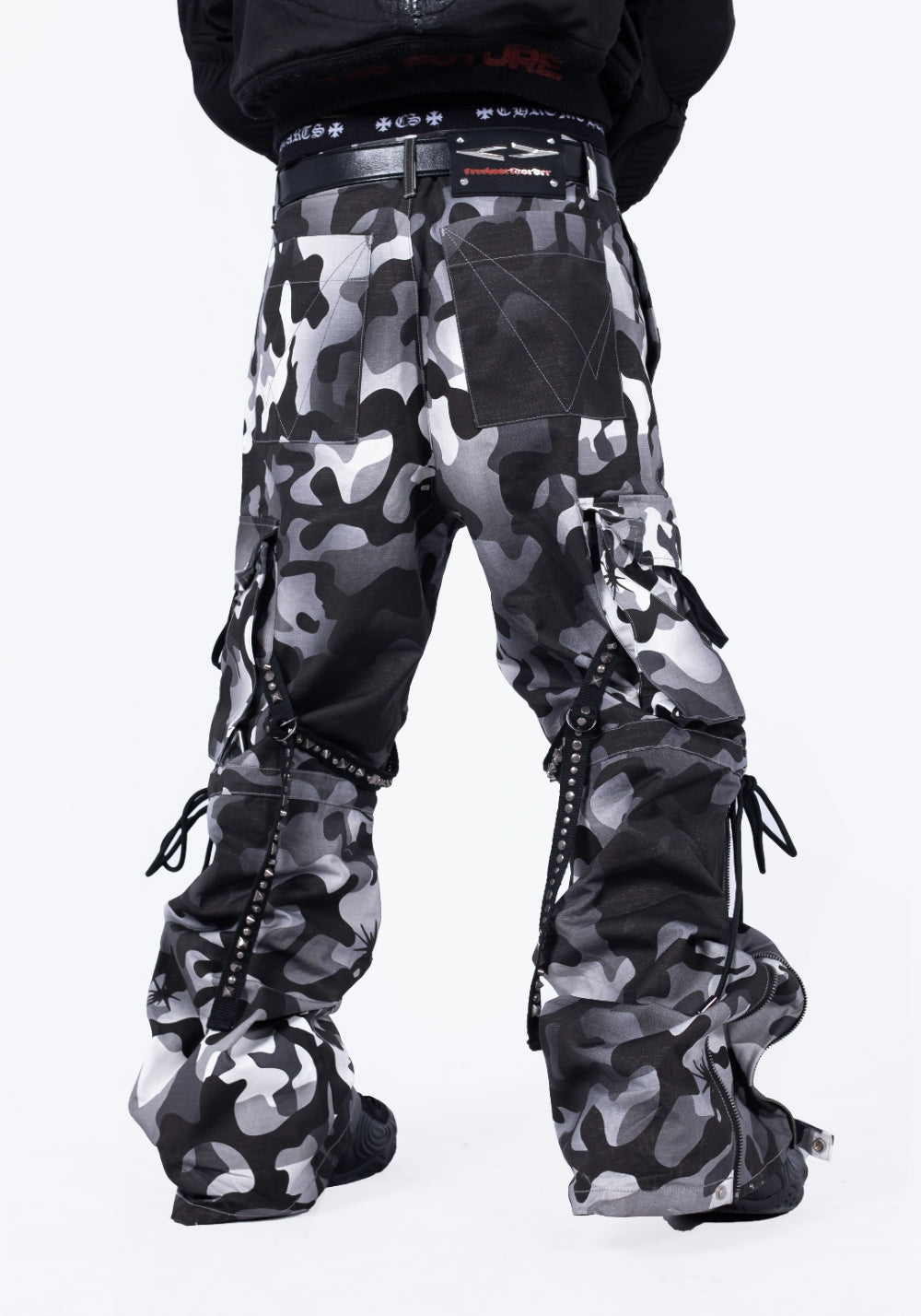 FVVO丨RIVET CARGO PANTS-Camouflage - PSYLOS 1, FVVO丨RIVET CARGO PANTS-Camouflage, Pants, FREE WORLD ORDER, PSYLOS 1