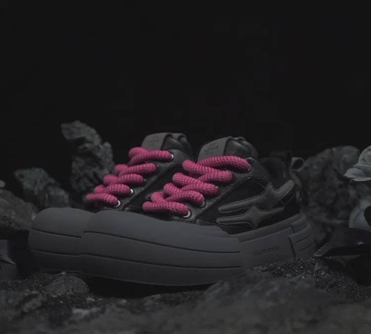 Smile Life Sneaker - Black Samurai